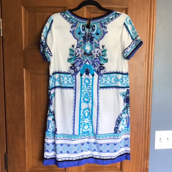 Pattern dress - Picture 2 of 2